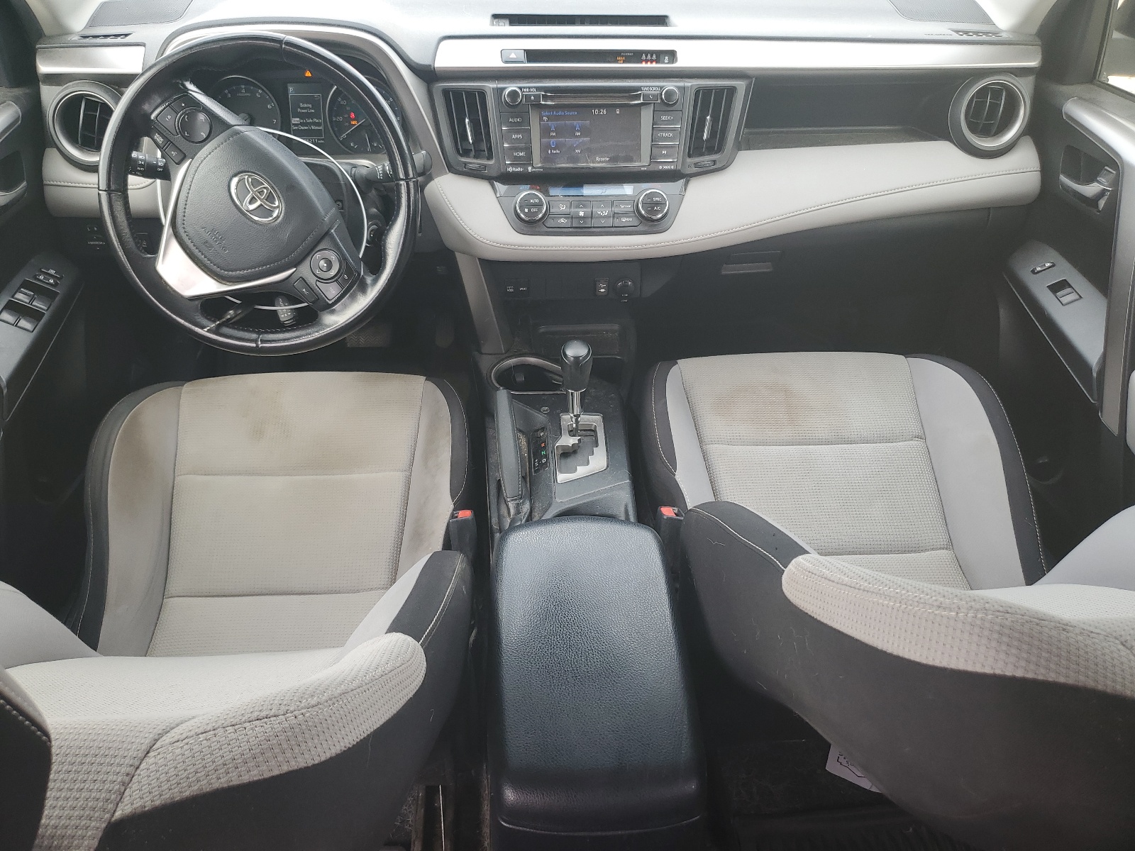 JTMWFREV6HJ708048 2017 Toyota Rav4 Xle