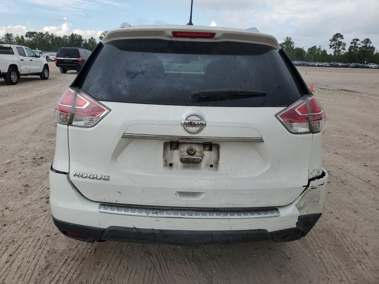 VIN KNMAT2MT2GP615419 2016 NISSAN ROGUE no.6