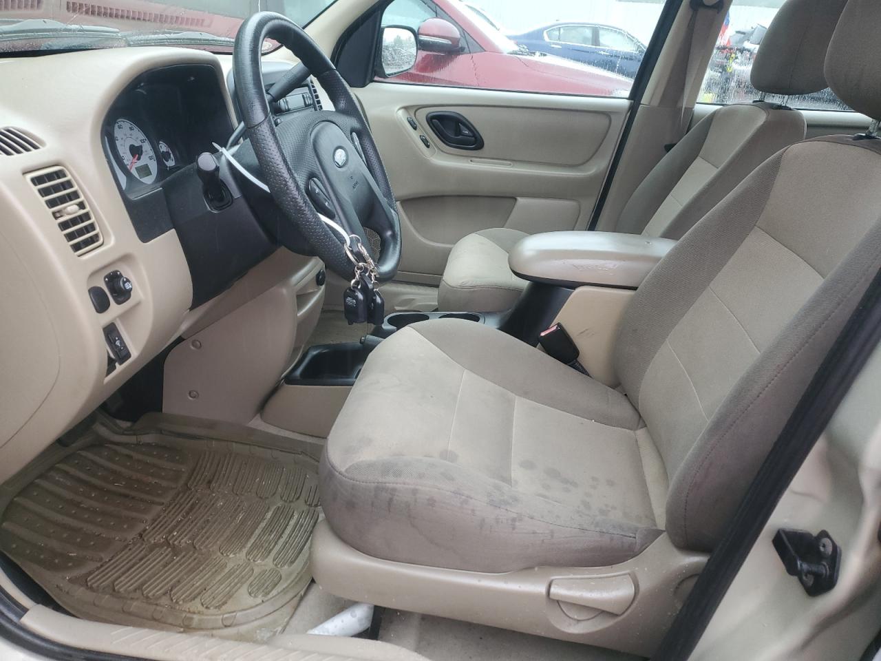 2003 Ford Escape Xls VIN: 1FMYU92183KD18986 Lot: 66387234