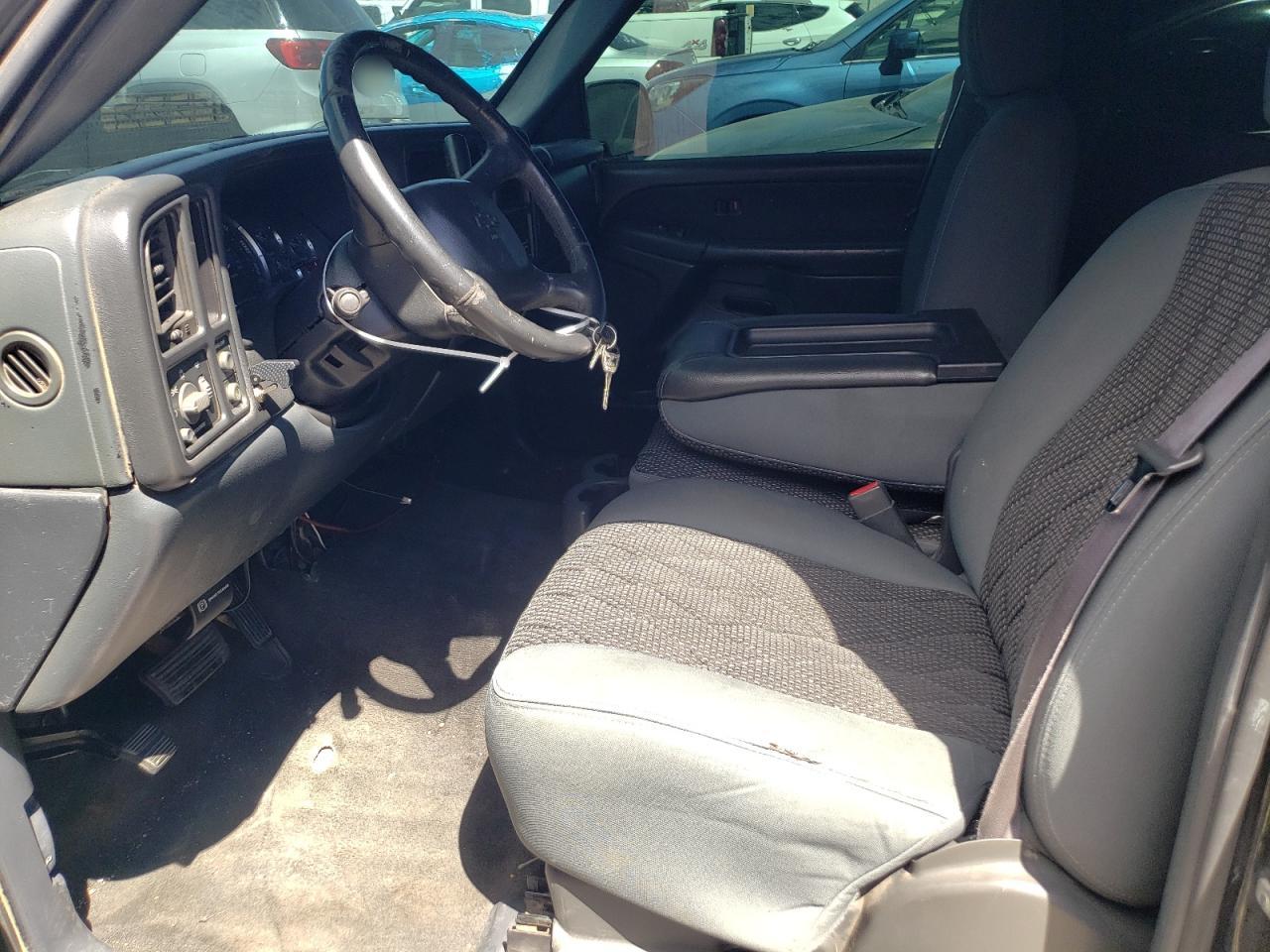 2000 Chevrolet Silverado C1500 VIN: 1GCEC14W7YZ207655 Lot: 67753794