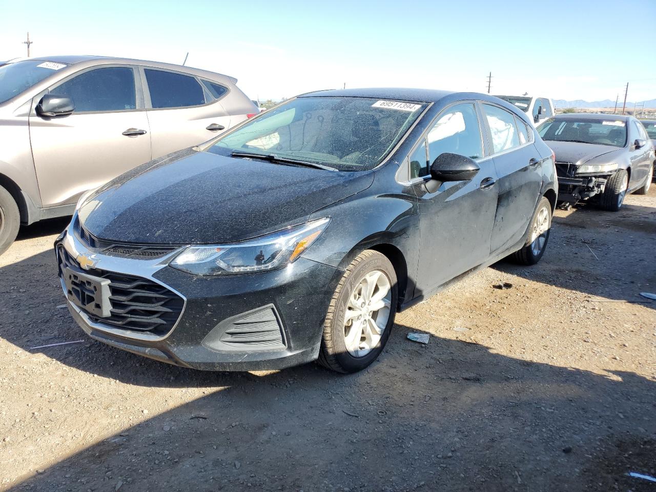 2019 Chevrolet Cruze - Image 1