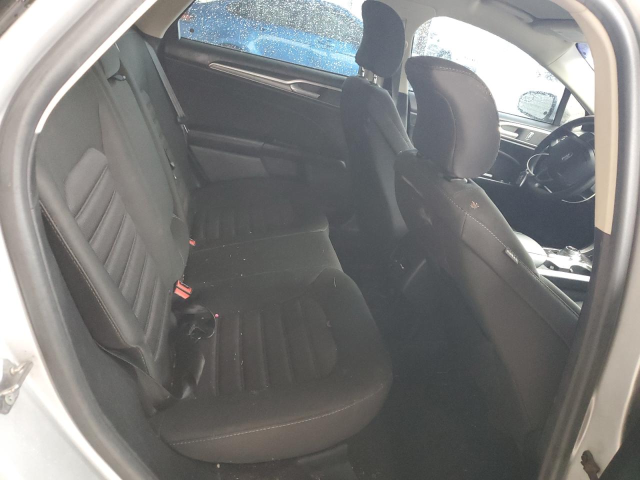 2017 Ford Fusion - Image 11