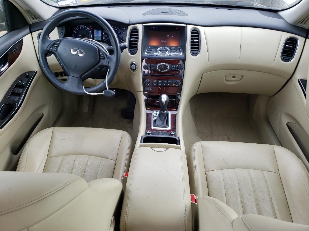 JN1BJ0RR8HM403528 2017 Infiniti Qx50