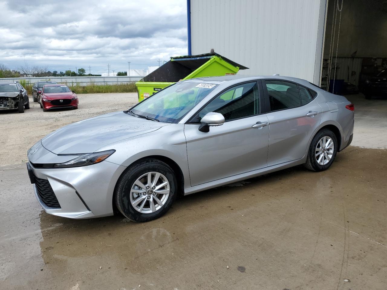 2025 TOYOTA CAMRY