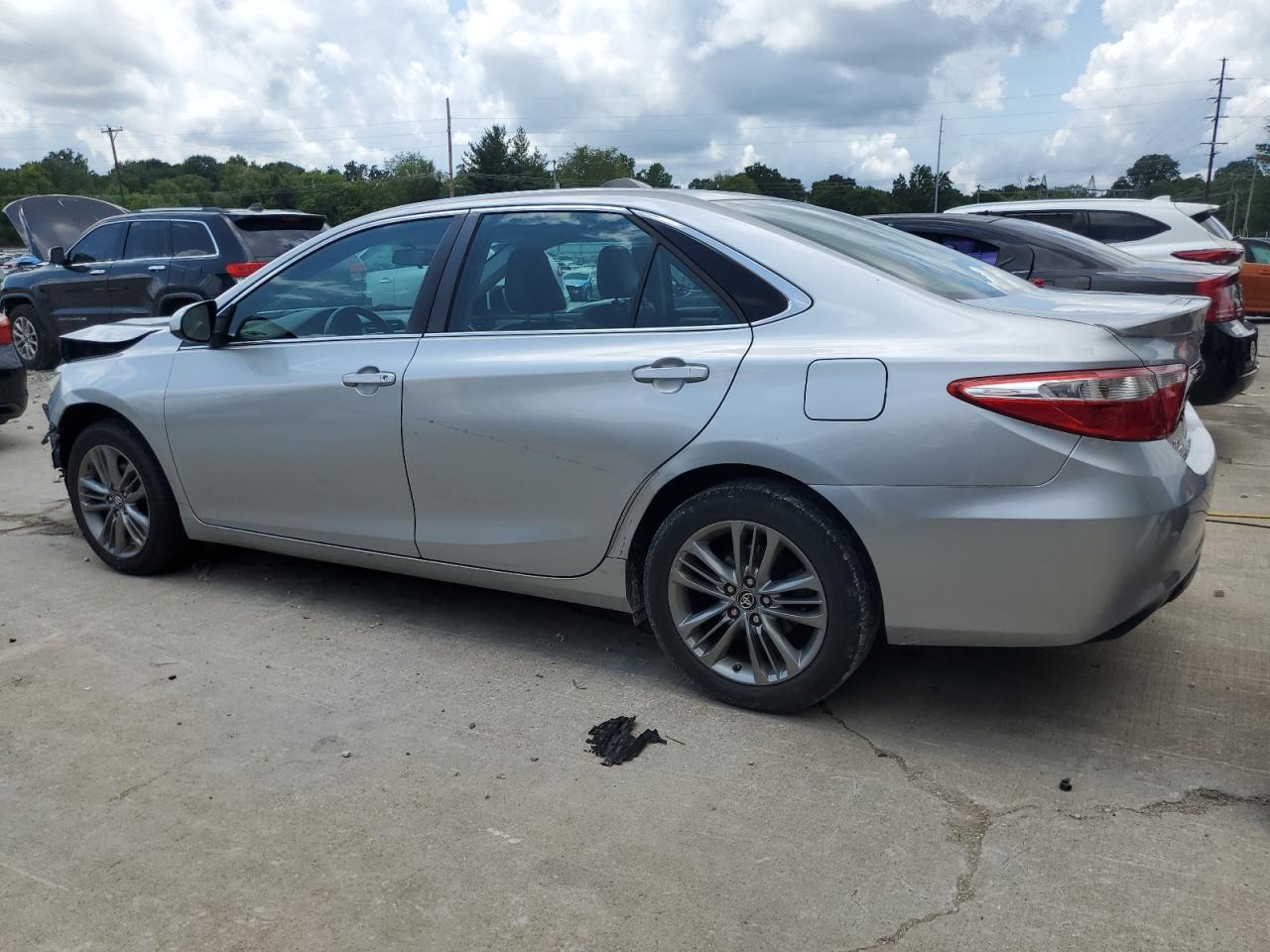 4T1BF1FK3HU286321 2017 TOYOTA CAMRY - Image 2