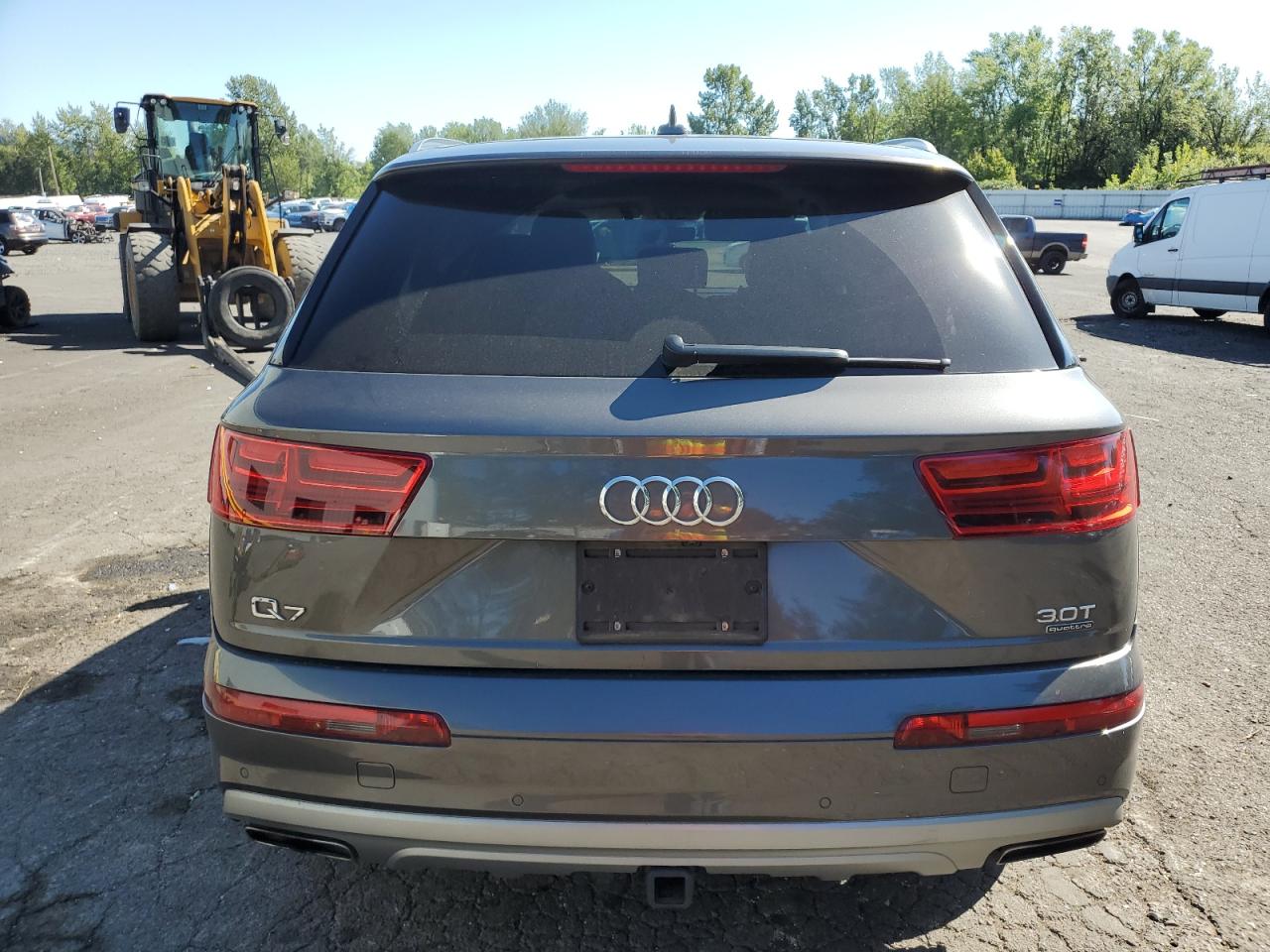 WA1VAAF7XJD030964 2018 Audi Q7 Prestige