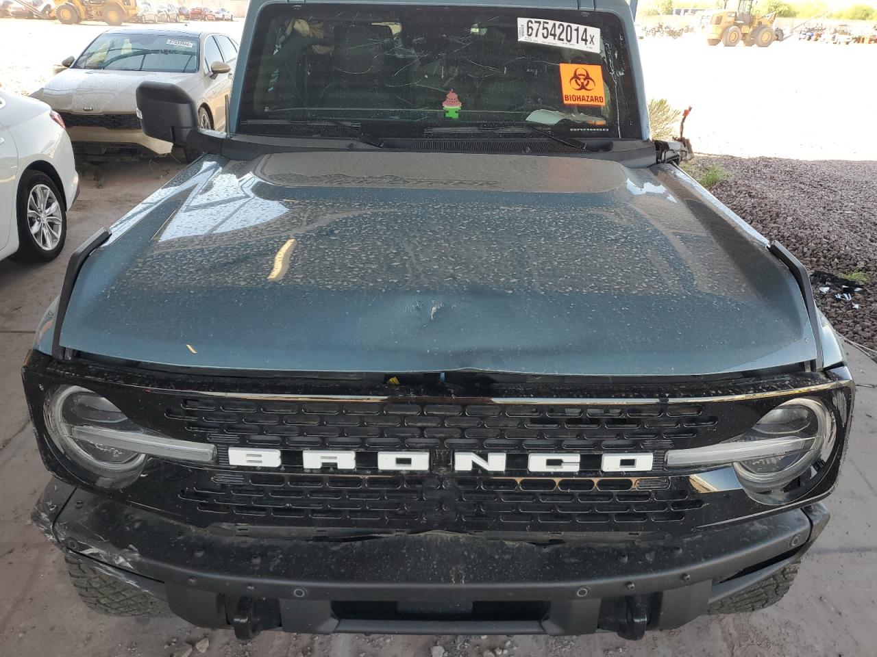 2022 Ford Bronco Base VIN: 1FMEE5DP8NLB82303 Lot: 67542014