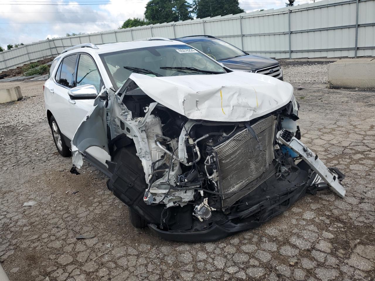 2019 Chevrolet Equinox - Image 4