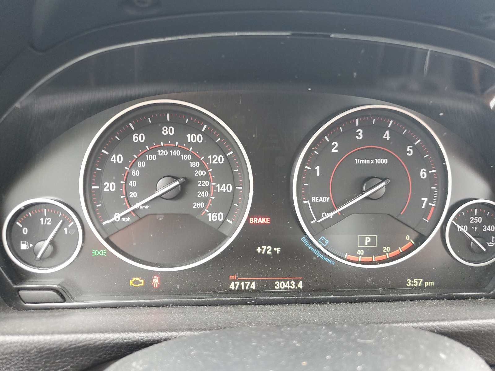 WBA8D9C53JA615220 2018 BMW 330 Xi