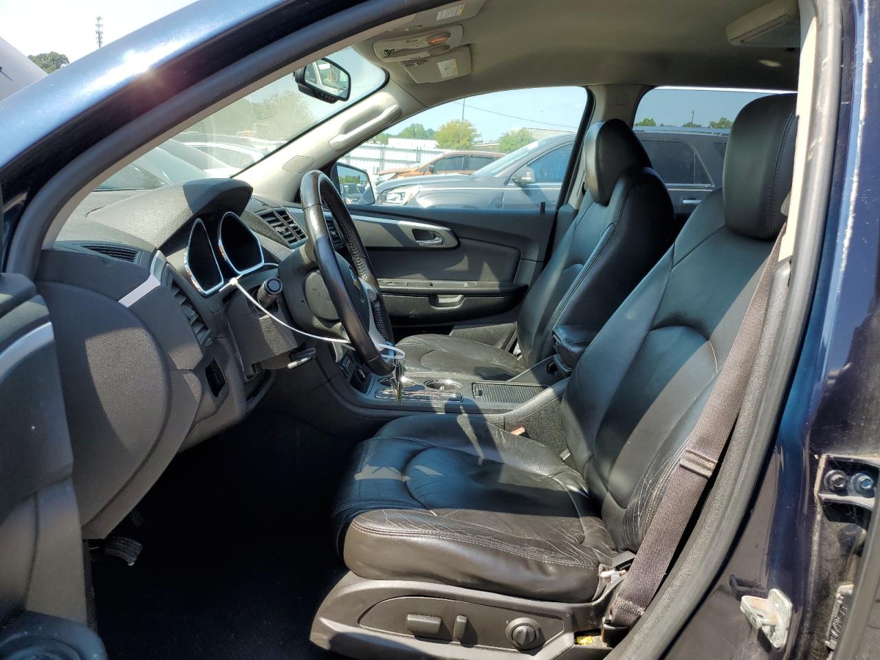 2011 Chevrolet Traverse - Image 7