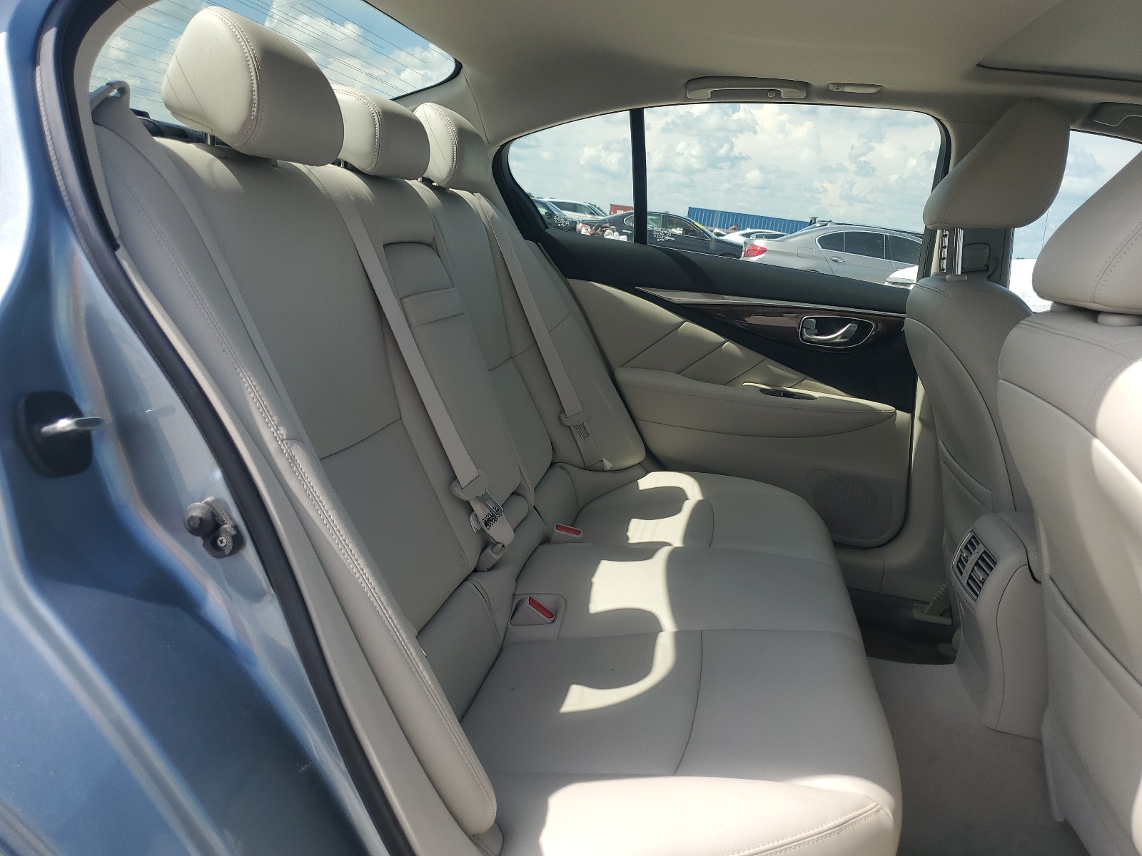 JN1EV7AP2KM510280 2019 Infiniti Q50 Luxe