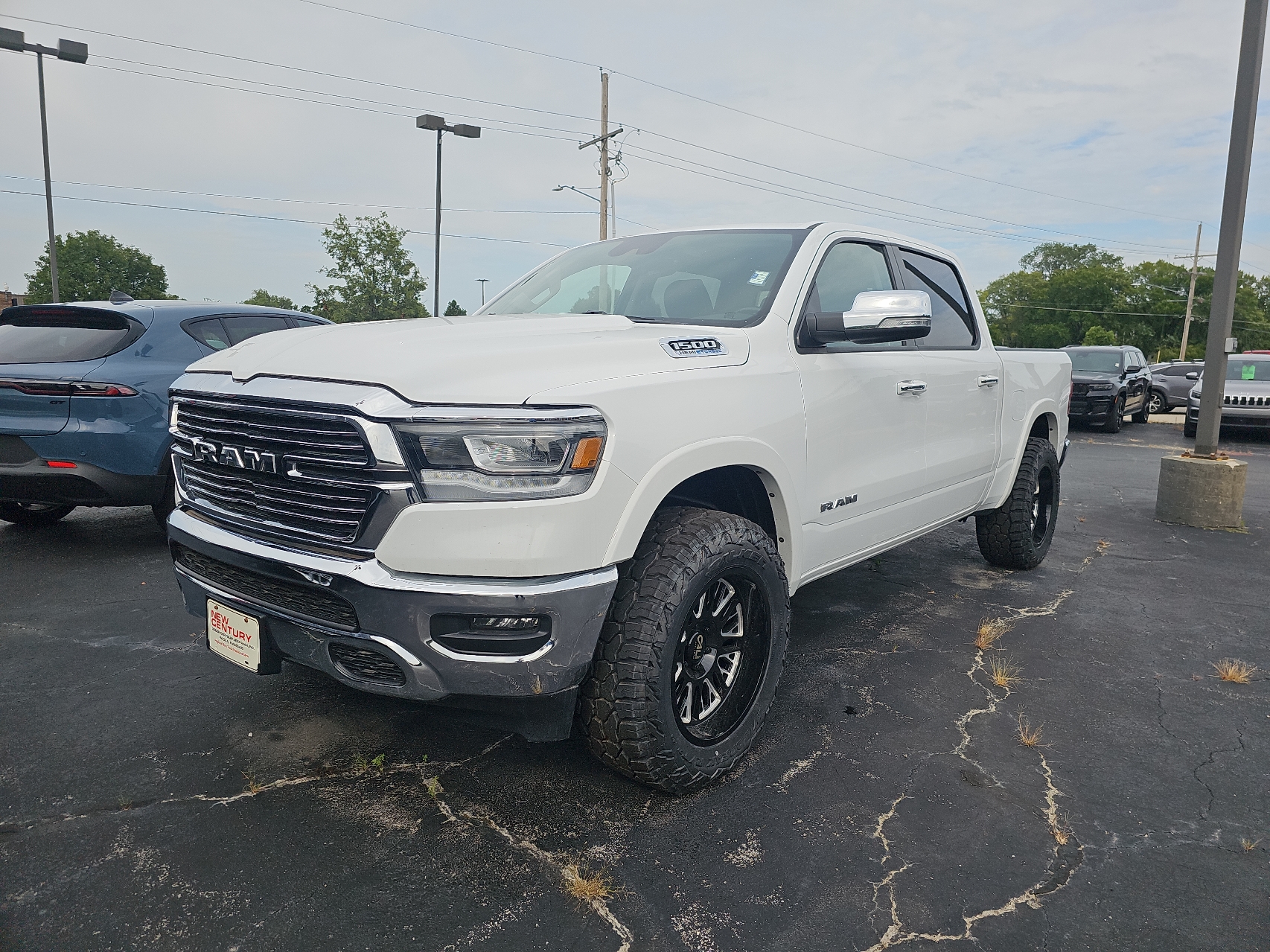 2022 Ram 1500 Laramie vin: 1C6SRFJT6NN417151