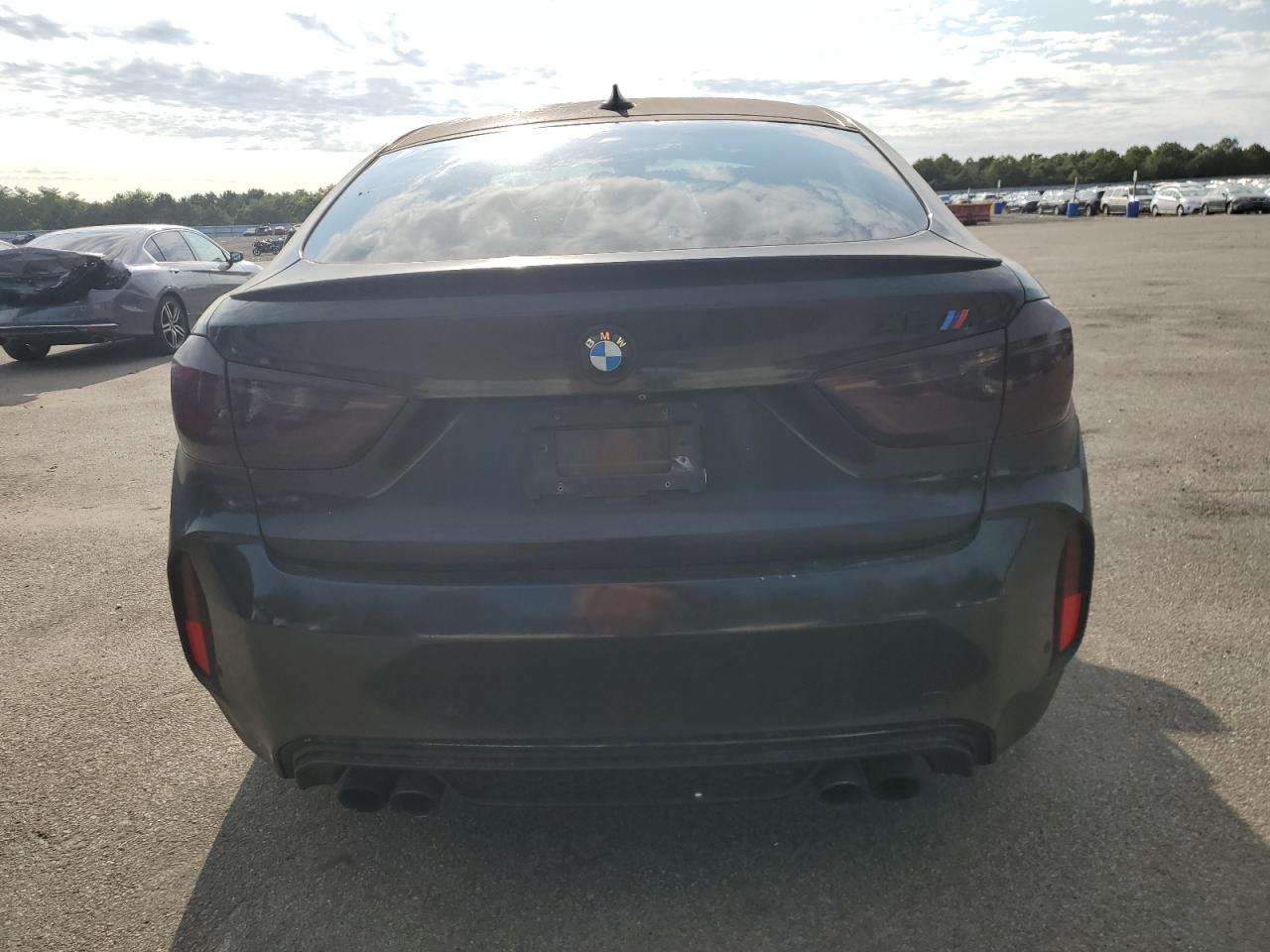 5YMKW8C54G0R43040 2016 BMW X6 M