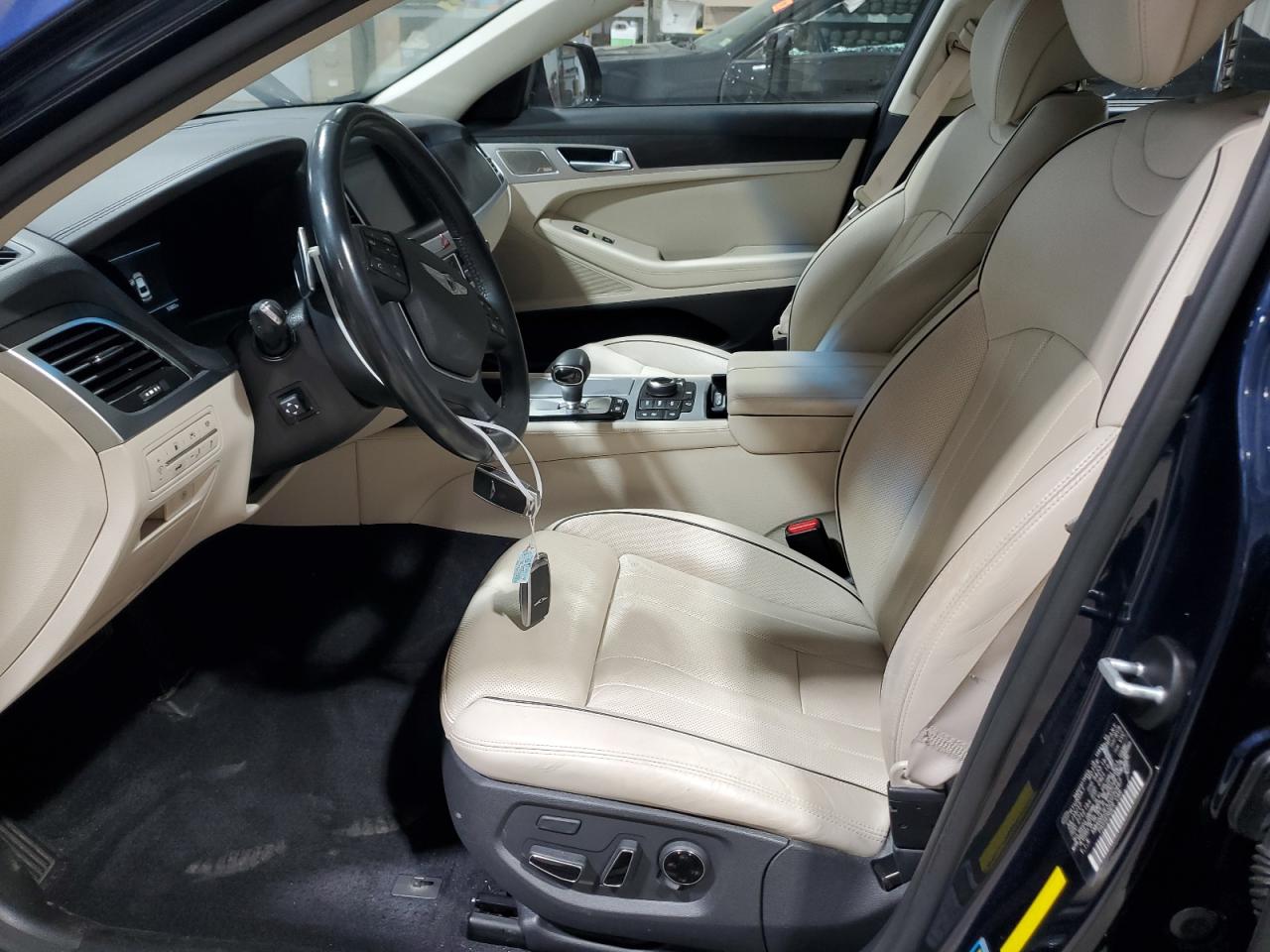 KMHGN4JE3JU250467 2018 Genesis G80 Base