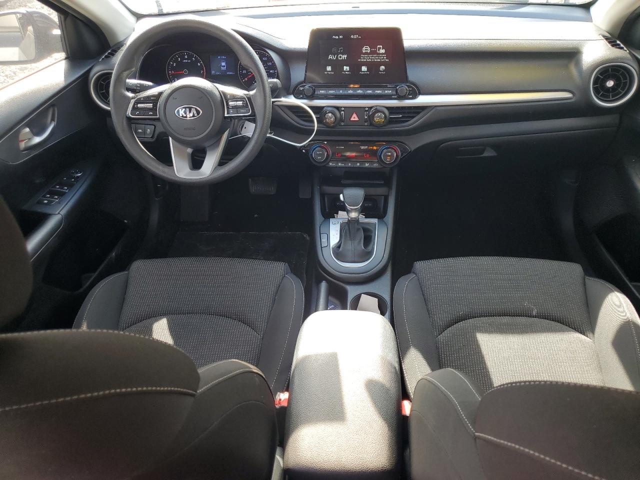 3KPF24AD3KE060135 2019 Kia Forte Fe