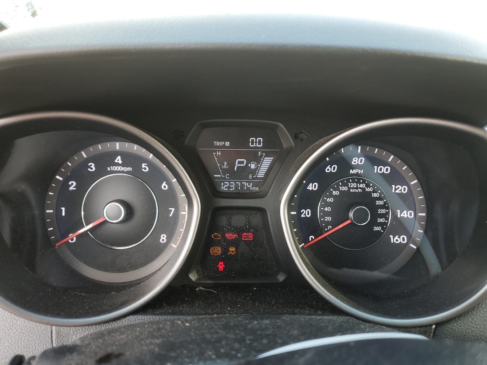 5NPDH4AE1FH629208 2015 Hyundai Elantra Se