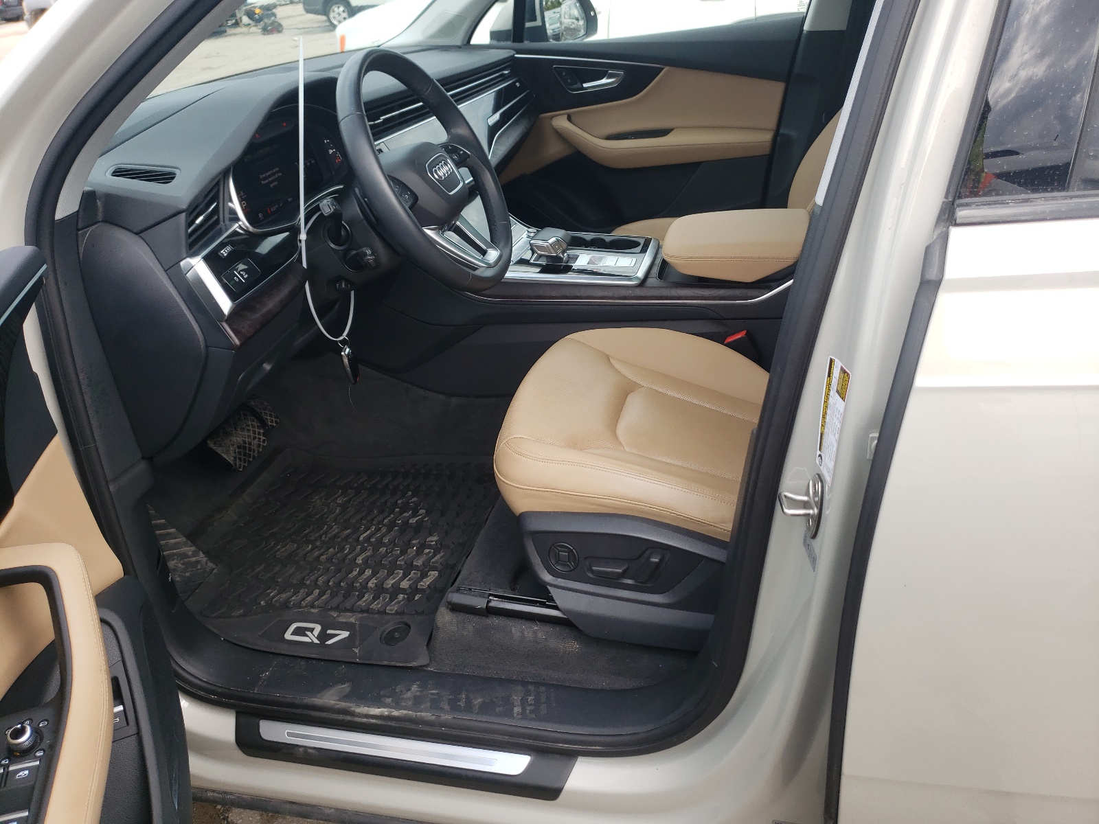 WA1VXBF7XND006870 2022 Audi Q7 Prestige