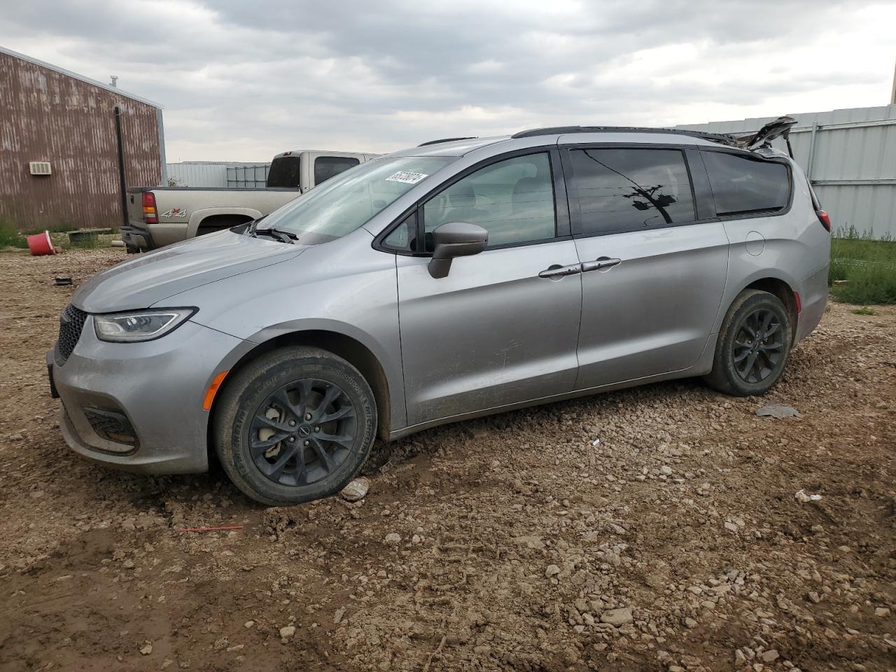 2021 Chrysler Pacifica Touring for Sale in Rapid City, SD - Rear End
