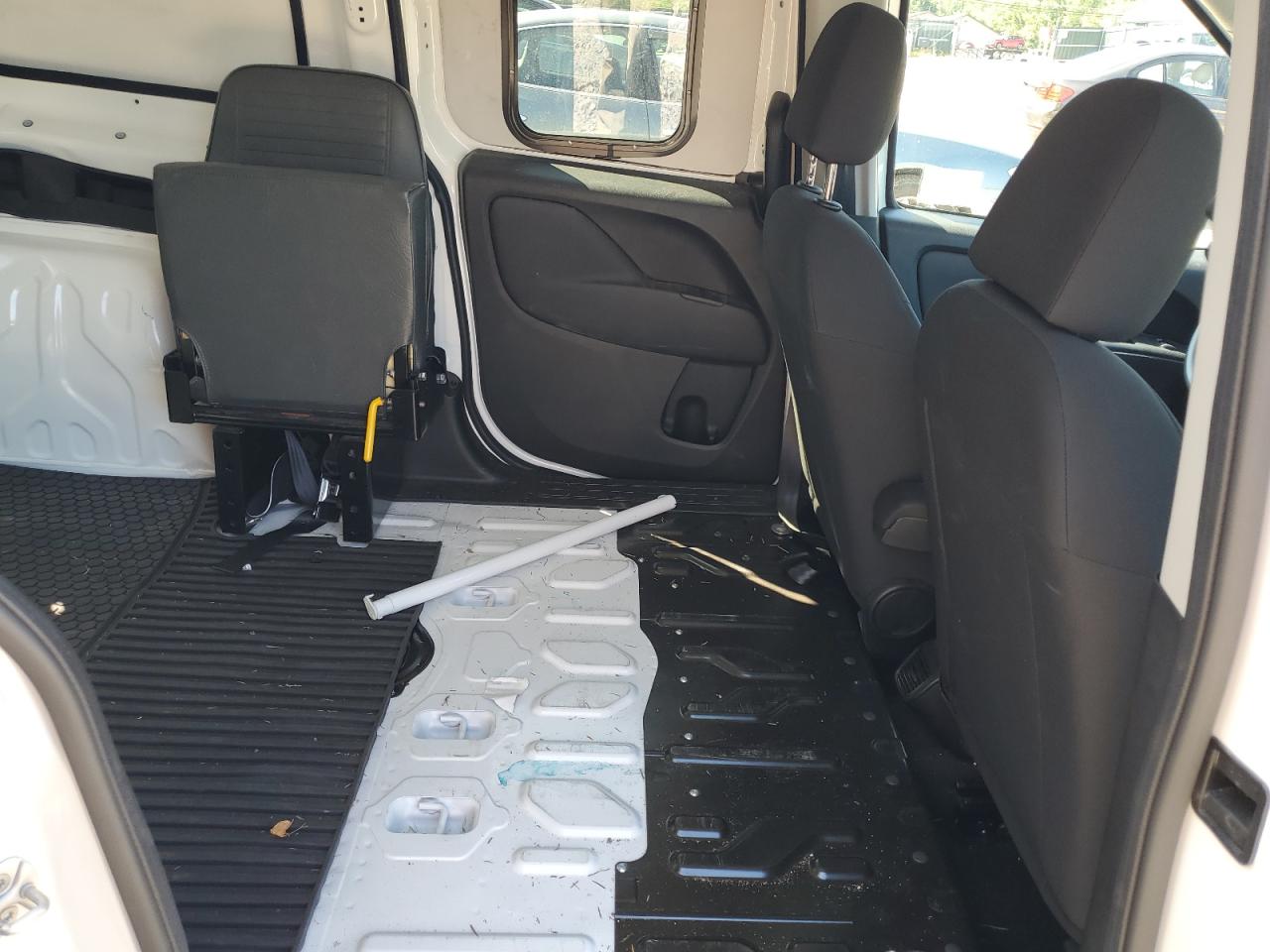 2018 RAM ProMaster City - Image 11