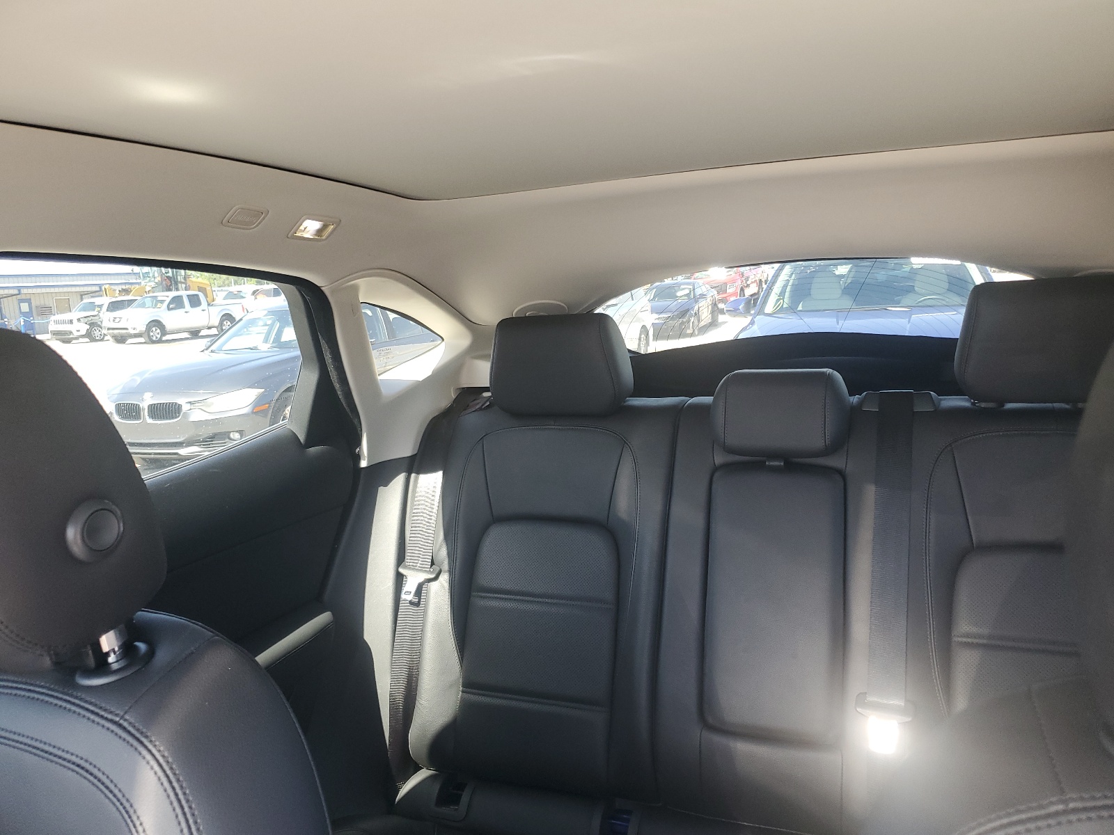 SADFP2FX3K1Z34886 2019 Jaguar E-Pace Se