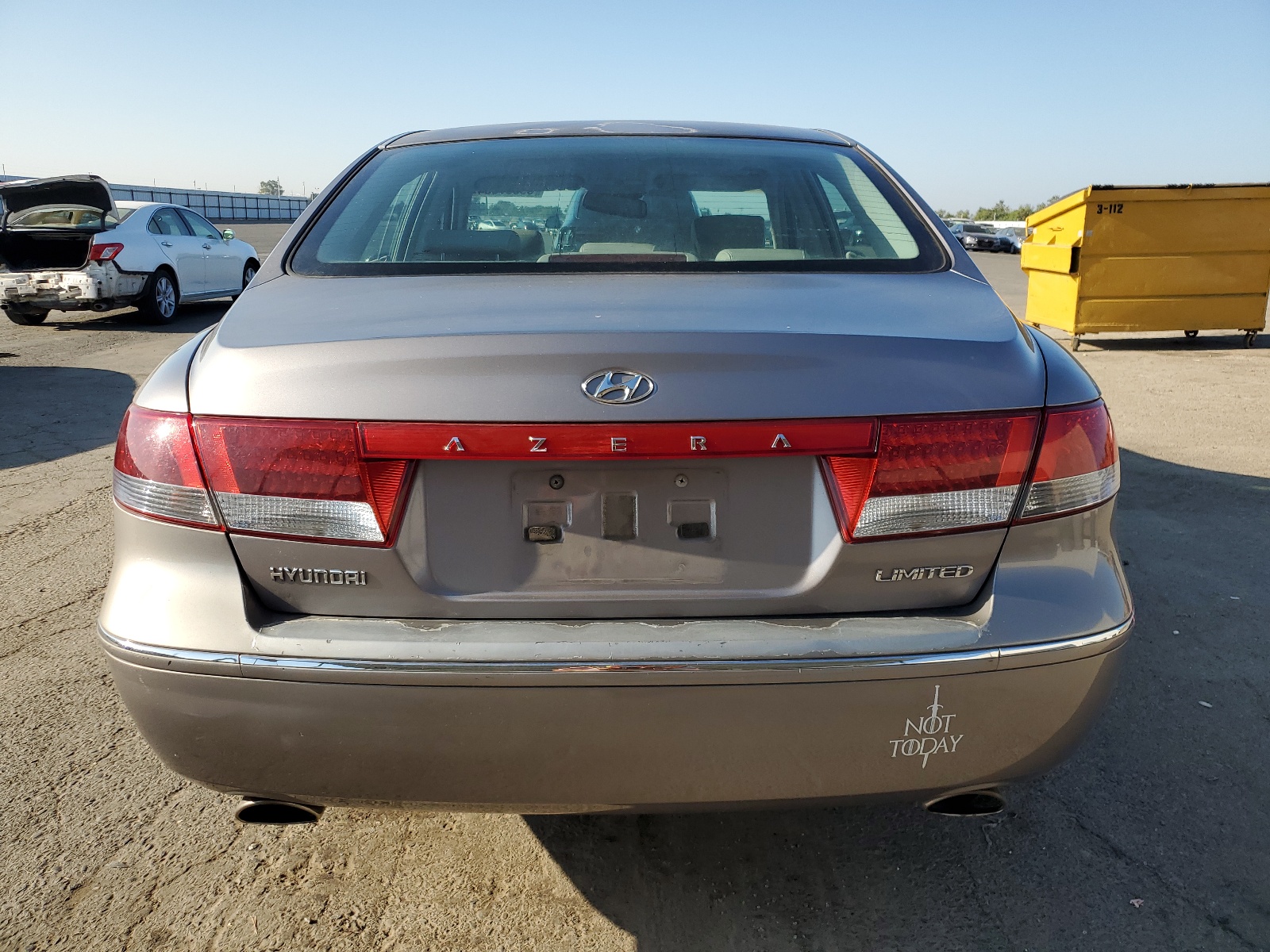 KMHFC46F97A153402 2007 Hyundai Azera Se