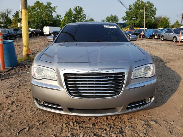  CHRYSLER 300 2013 Серебристый