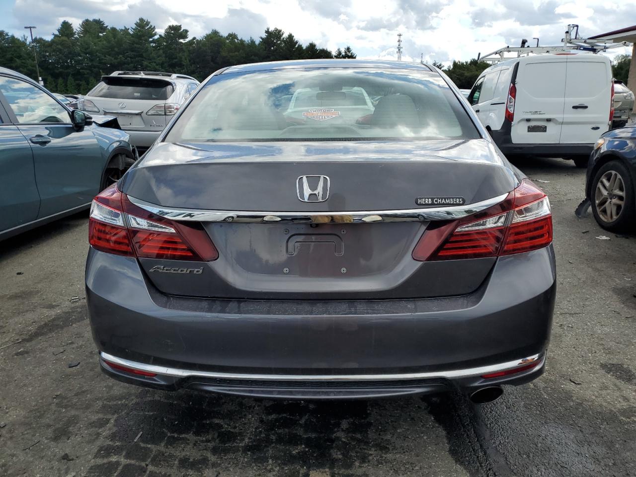 2017 Honda Accord Lx VIN: 1HGCR2F32HA006020 Lot: 68250194