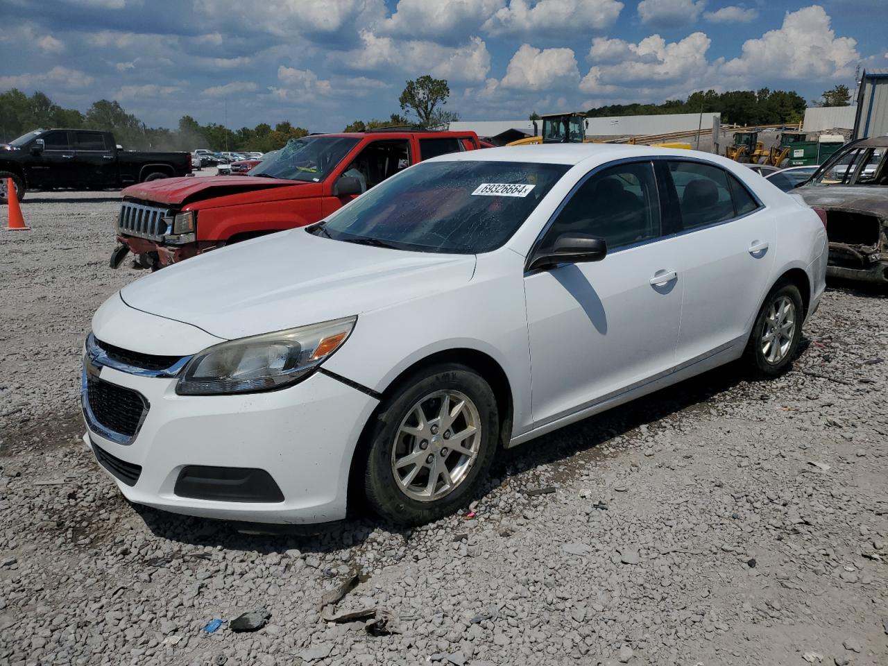 VIN 1G11A5SL2EF147357 2014 CHEVROLET MALIBU no.1