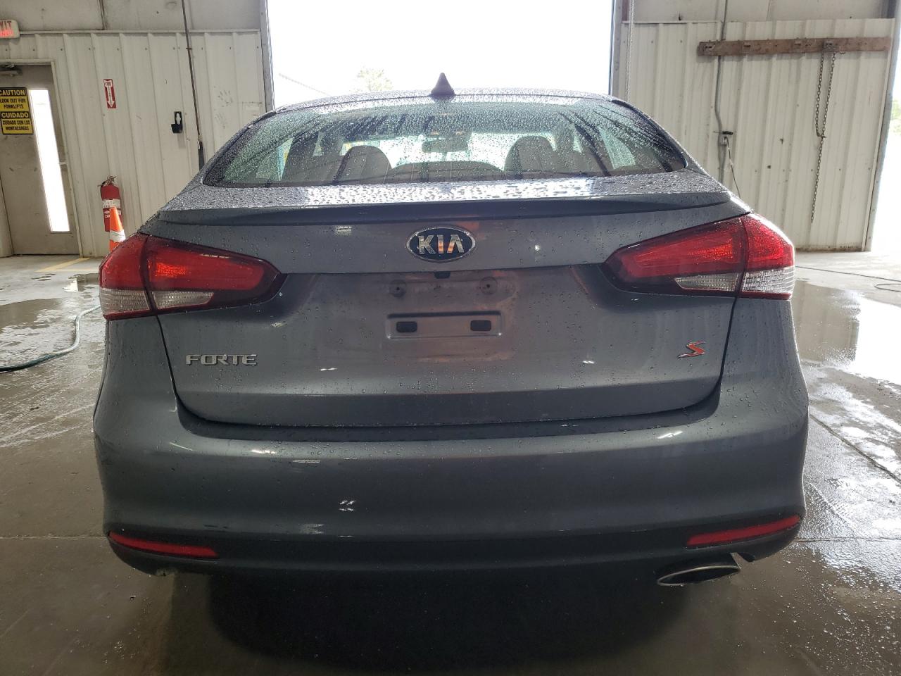 2018 Kia Forte Lx VIN: 3KPFL4A77JE213735 Lot: 67084944