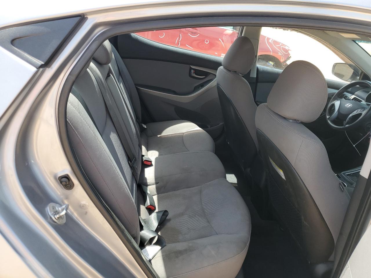 2016 Hyundai Elantra Se VIN: 5NPDH4AE1GH764948 Lot: 65855394