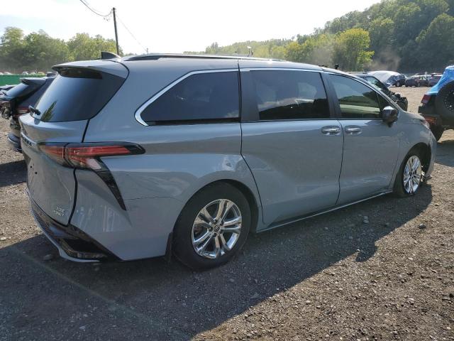  TOYOTA SIENNA 2023 Сріблястий