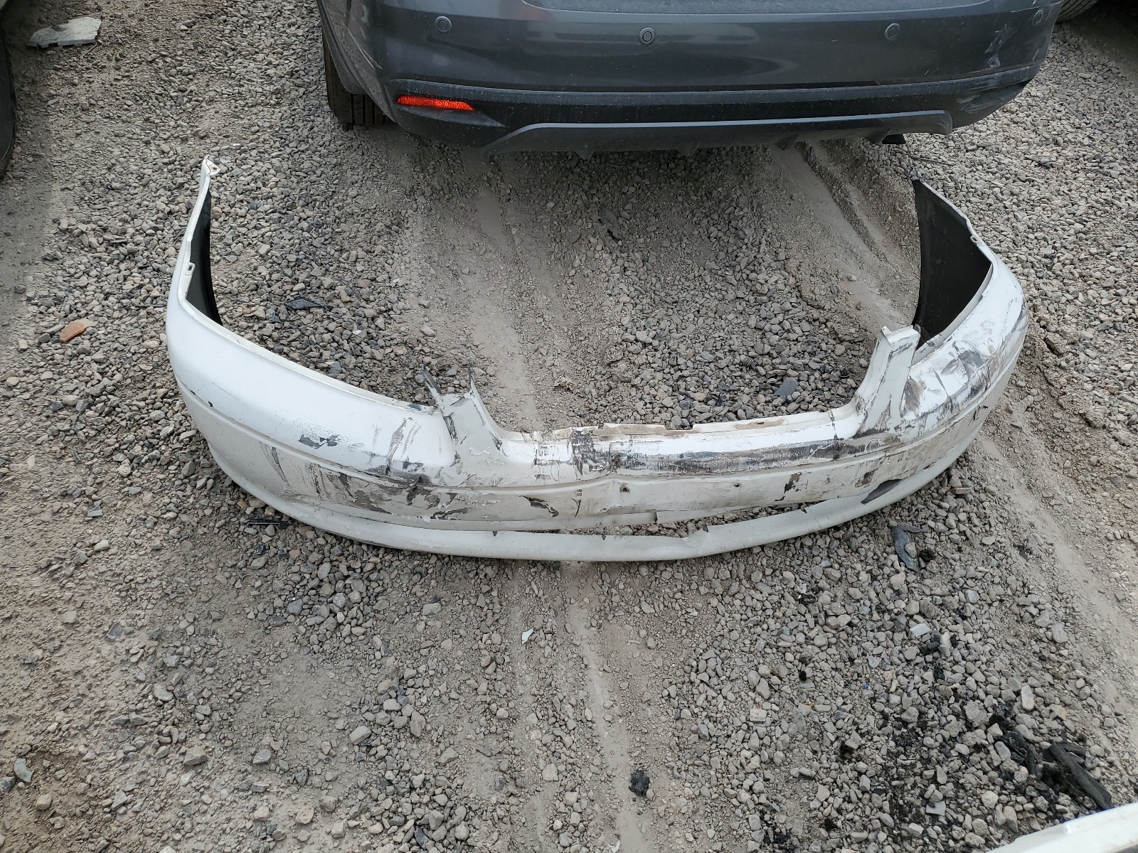 4T1BF28K6YU947570 2000 Toyota Camry Le