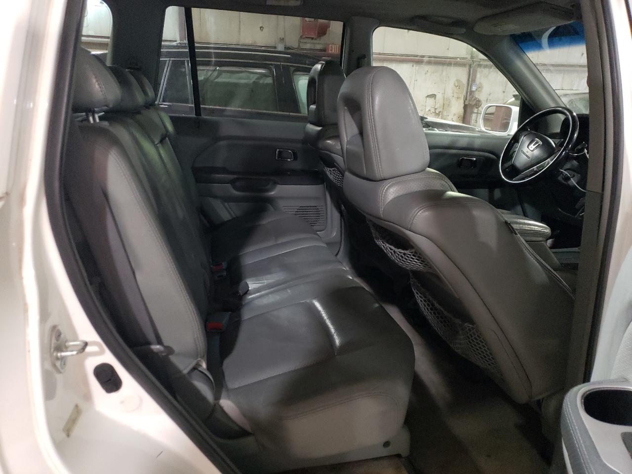 2005 Honda Pilot Exl VIN: 5FNYF18505B037159 Lot: 65217644