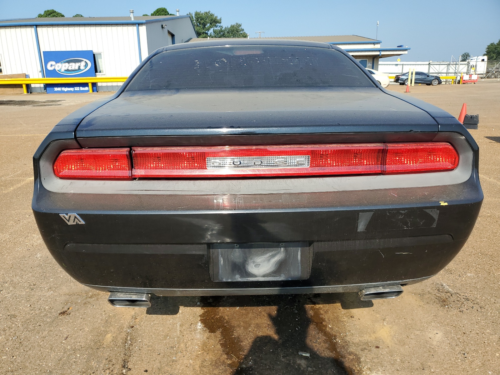 2B3CJ4DV2AH261135 2010 Dodge Challenger Se