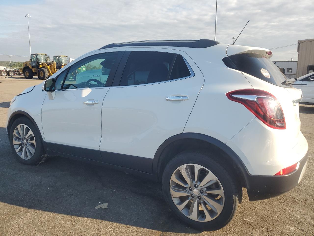 KL4CJASB4KB713578 2019 BUICK ENCORE - Image 2