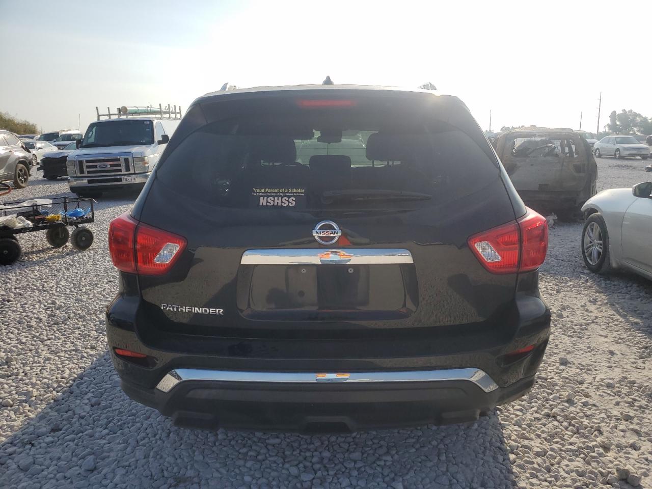 2017 Nissan Pathfinder S VIN: 5N1DR2MN7HC671888 Lot: 68955104