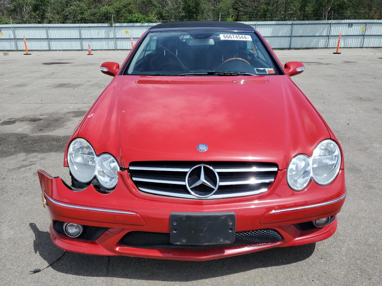 WDBTK72F28T091833 2008 Mercedes-Benz Clk 550