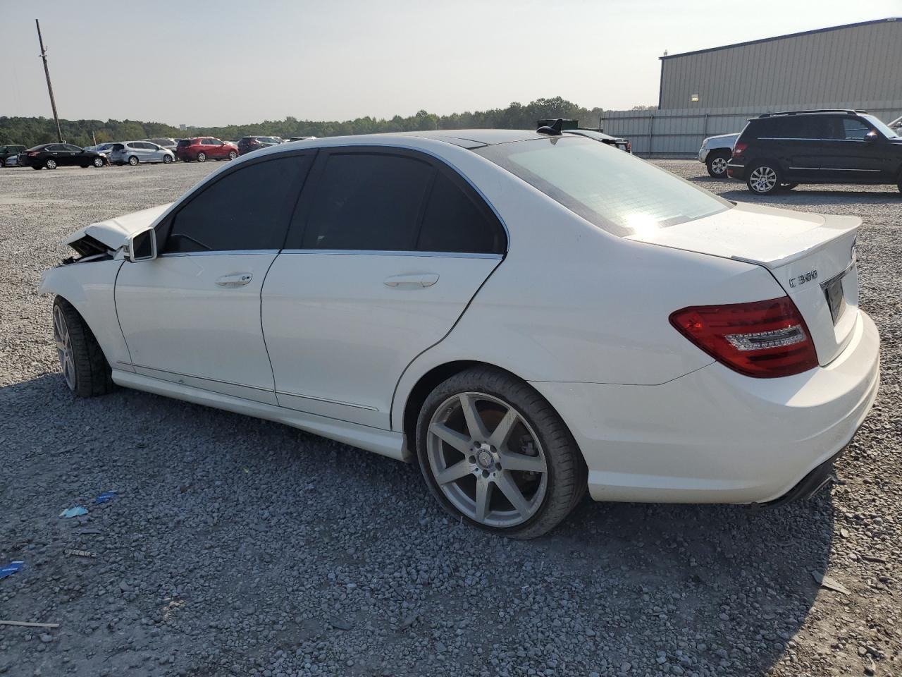 VIN WDDGF8AB2DA774851 2013 MERCEDES-BENZ C-CLASS no.2