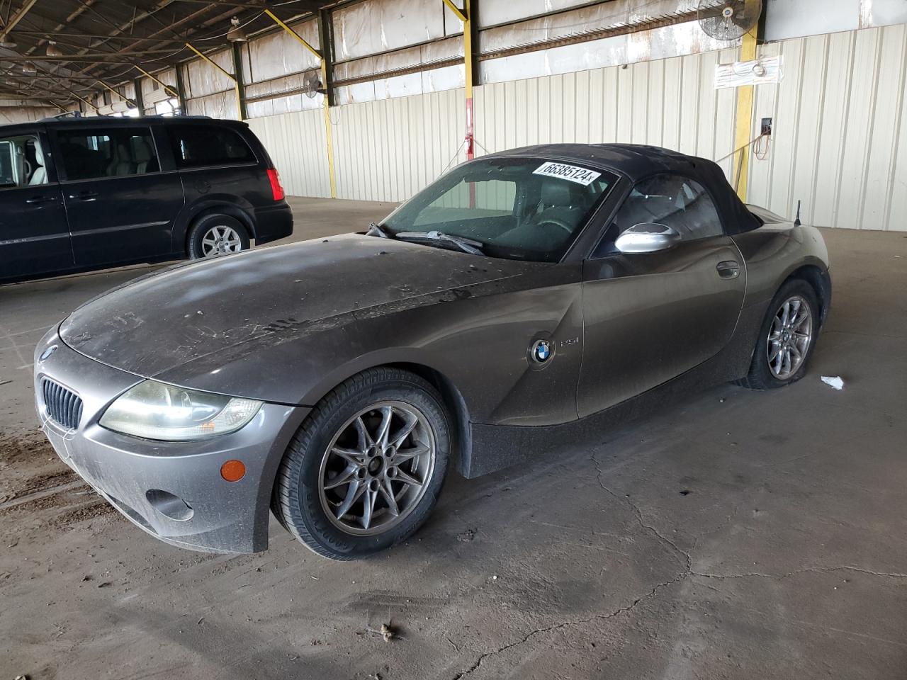 2005 BMW Z4 2.5 VIN: 4USBT33525LS55189 Lot: 66385124
