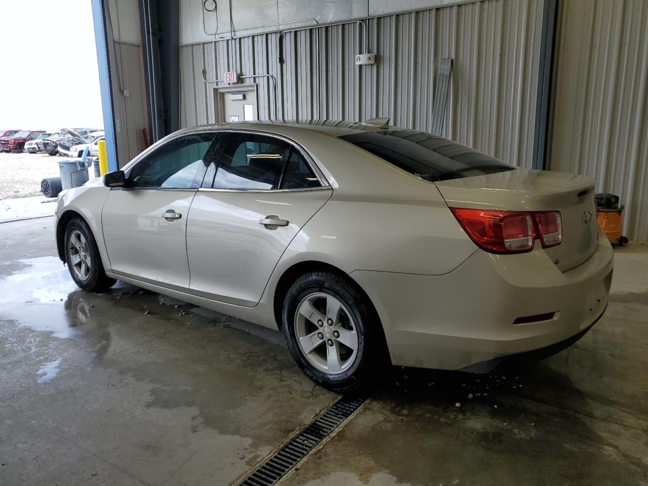 2016 Chevrolet Malibu - Image 2