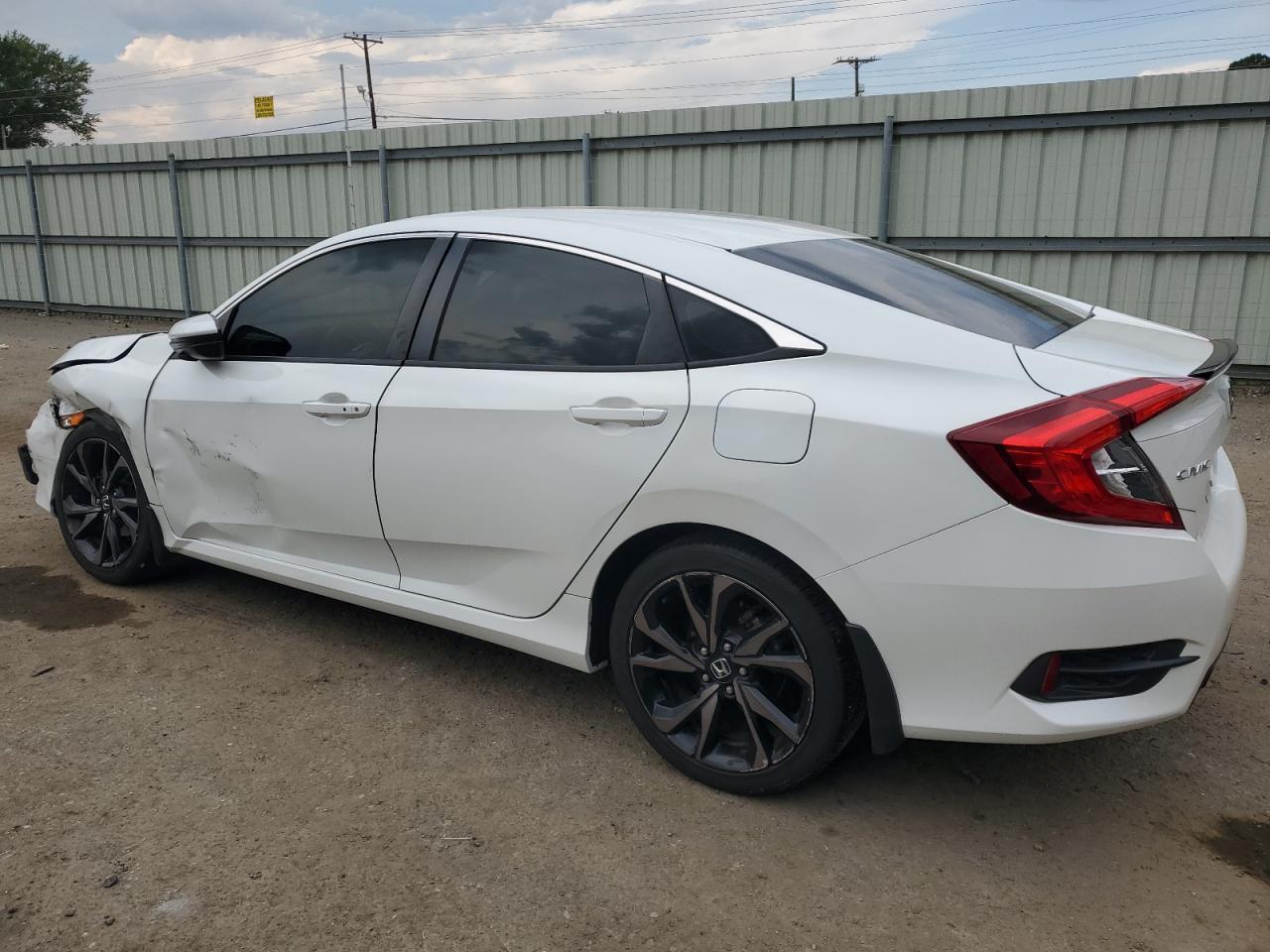 2019 Honda Civic Sport VIN: 19XFC2F8XKE025881 Lot: 69510724