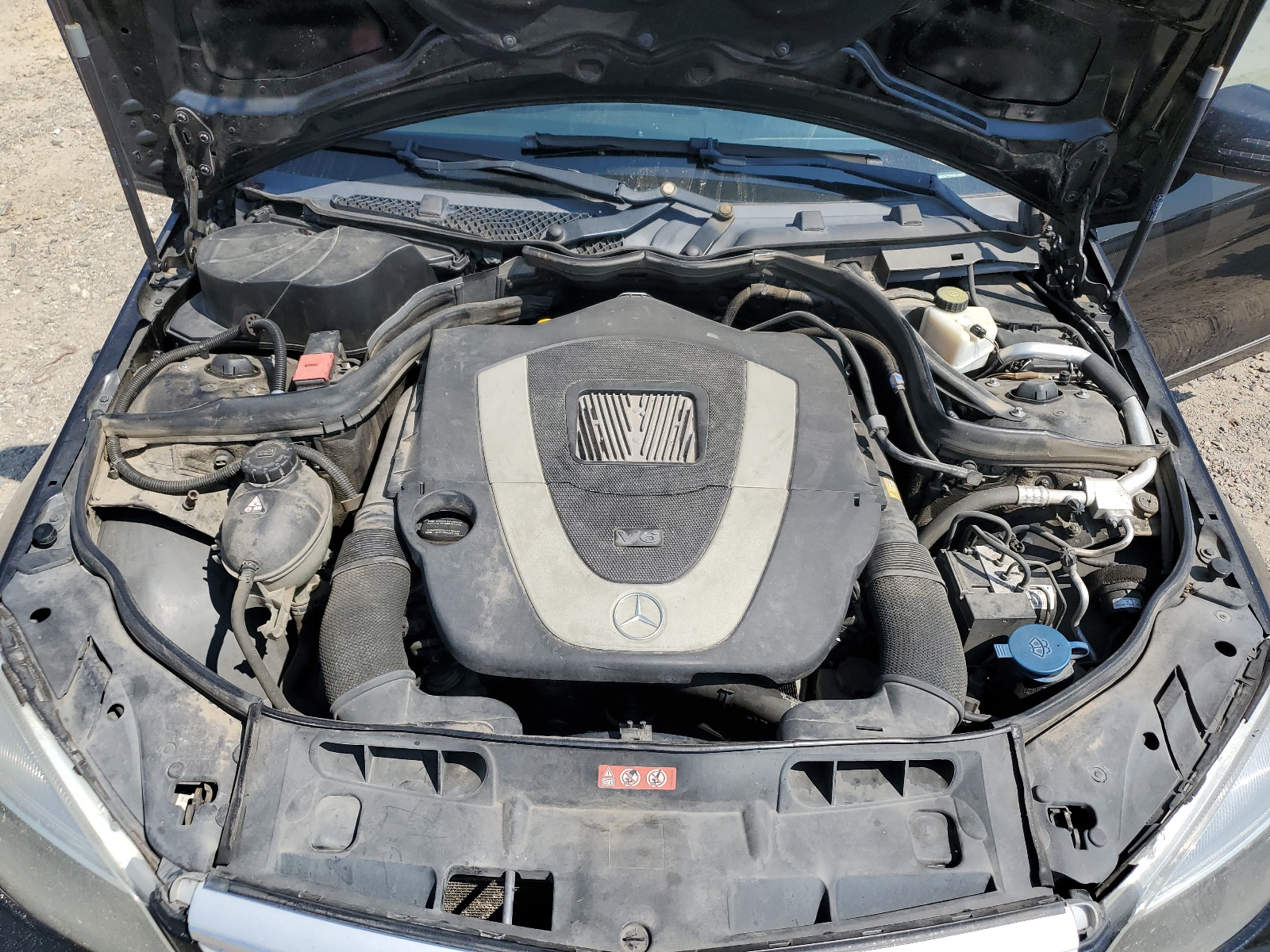 WDDGF5EB9BR168499 2011 Mercedes-Benz C 300