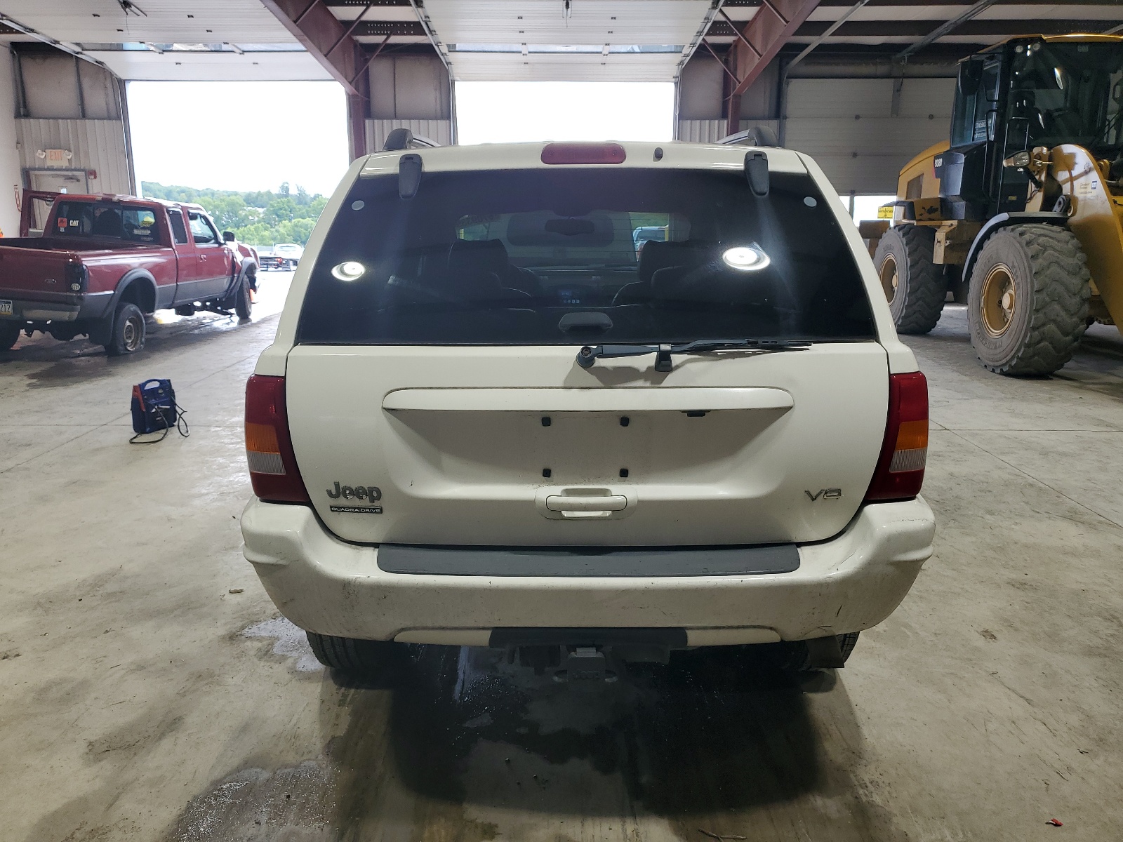 1J4GW58N72C152119 2002 Jeep Grand Cherokee Limited