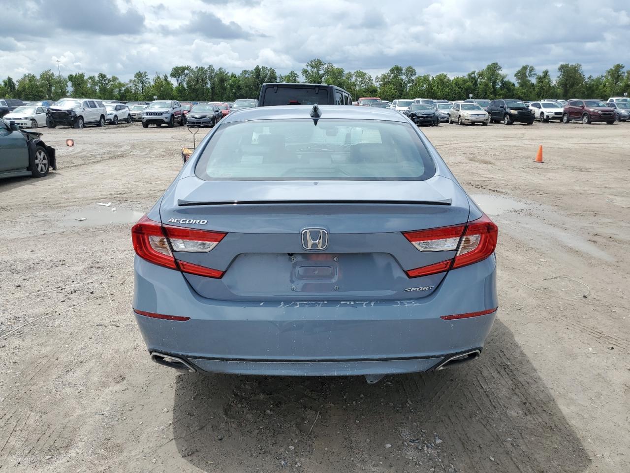 2022 Honda Accord Sport VIN: 1HGCV1F35NA088617 Lot: 69987714