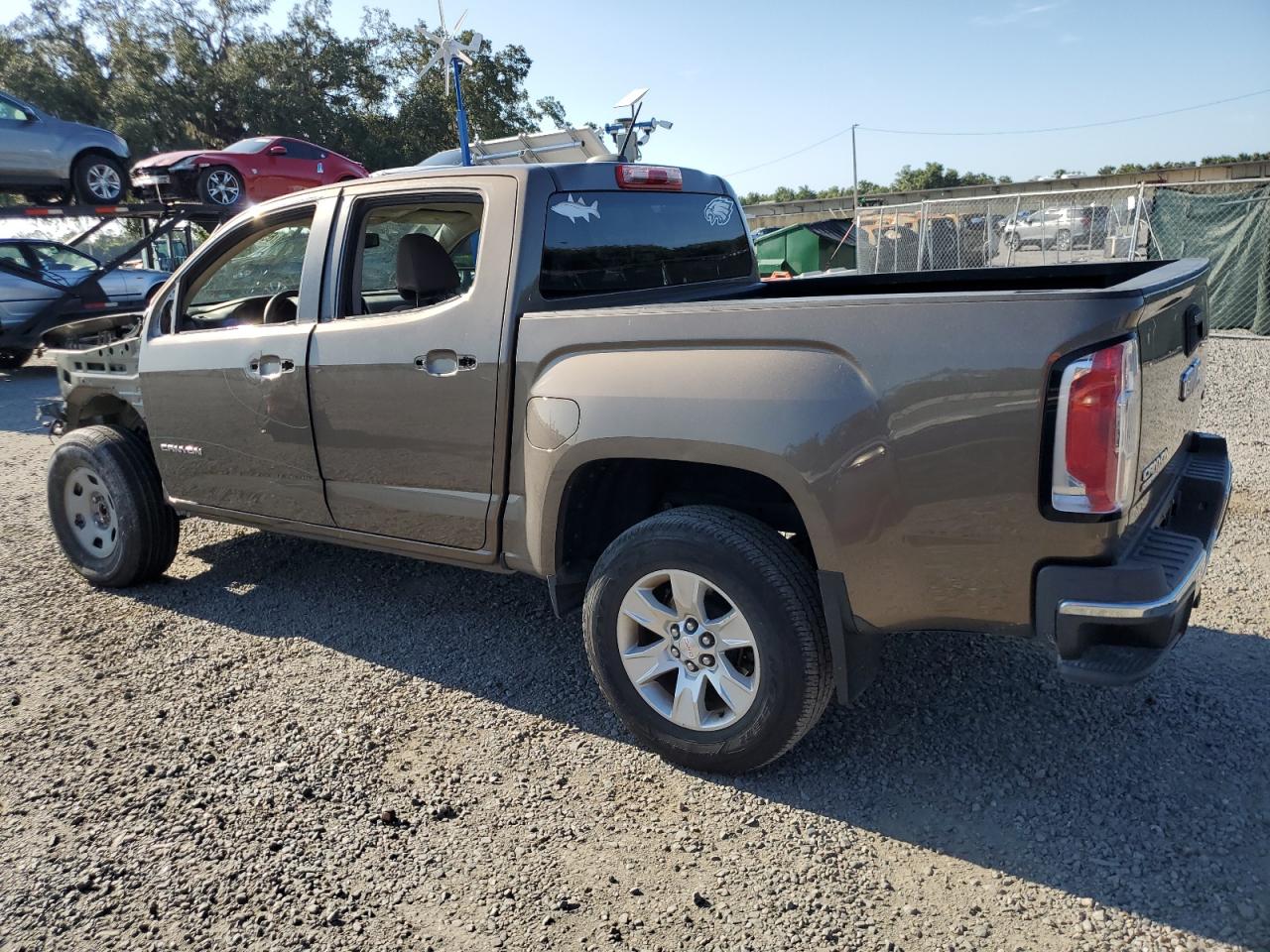 2016 GMC Canyon - Image 2