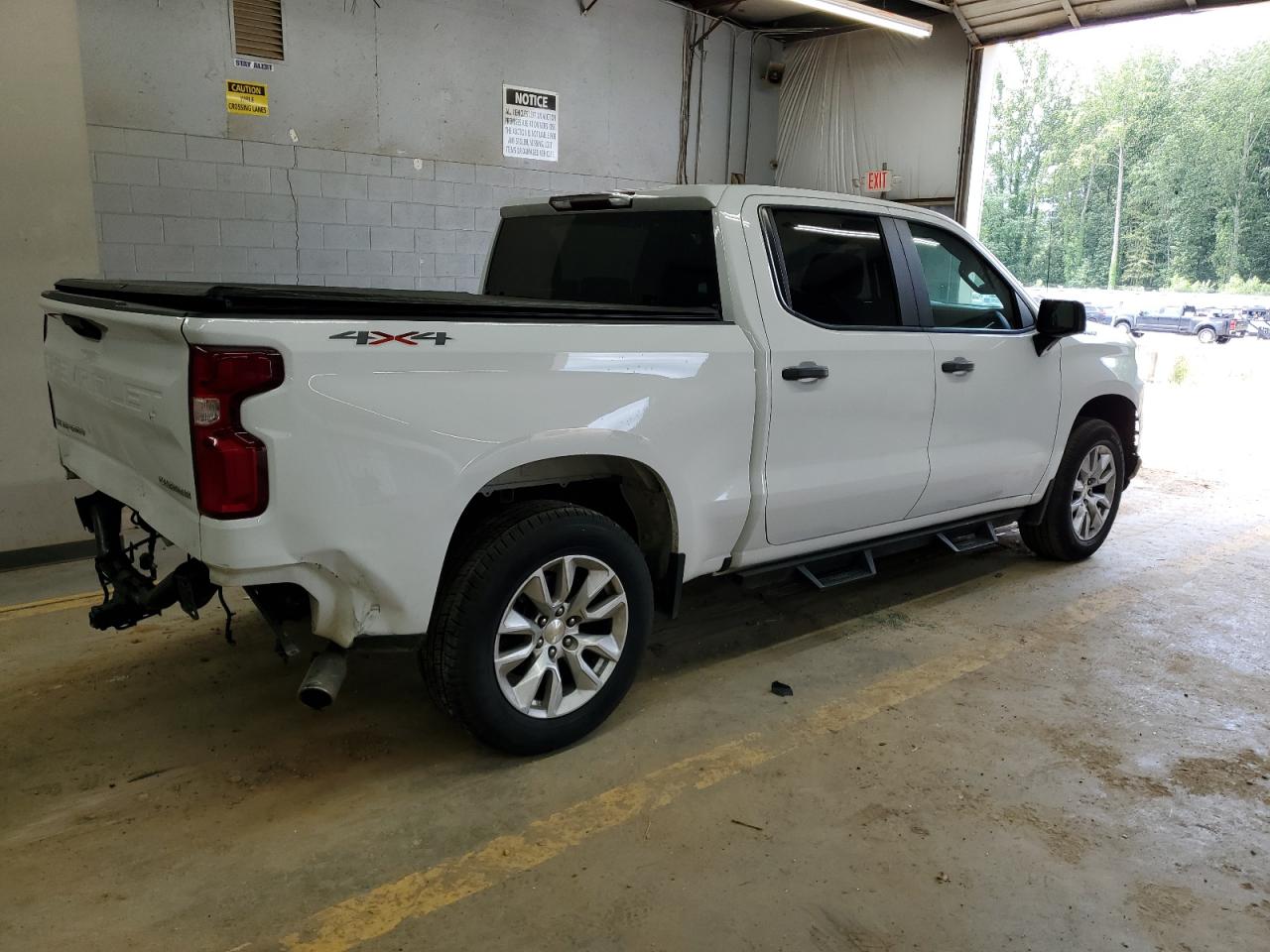 2020 Chevrolet Silverado - Image 3