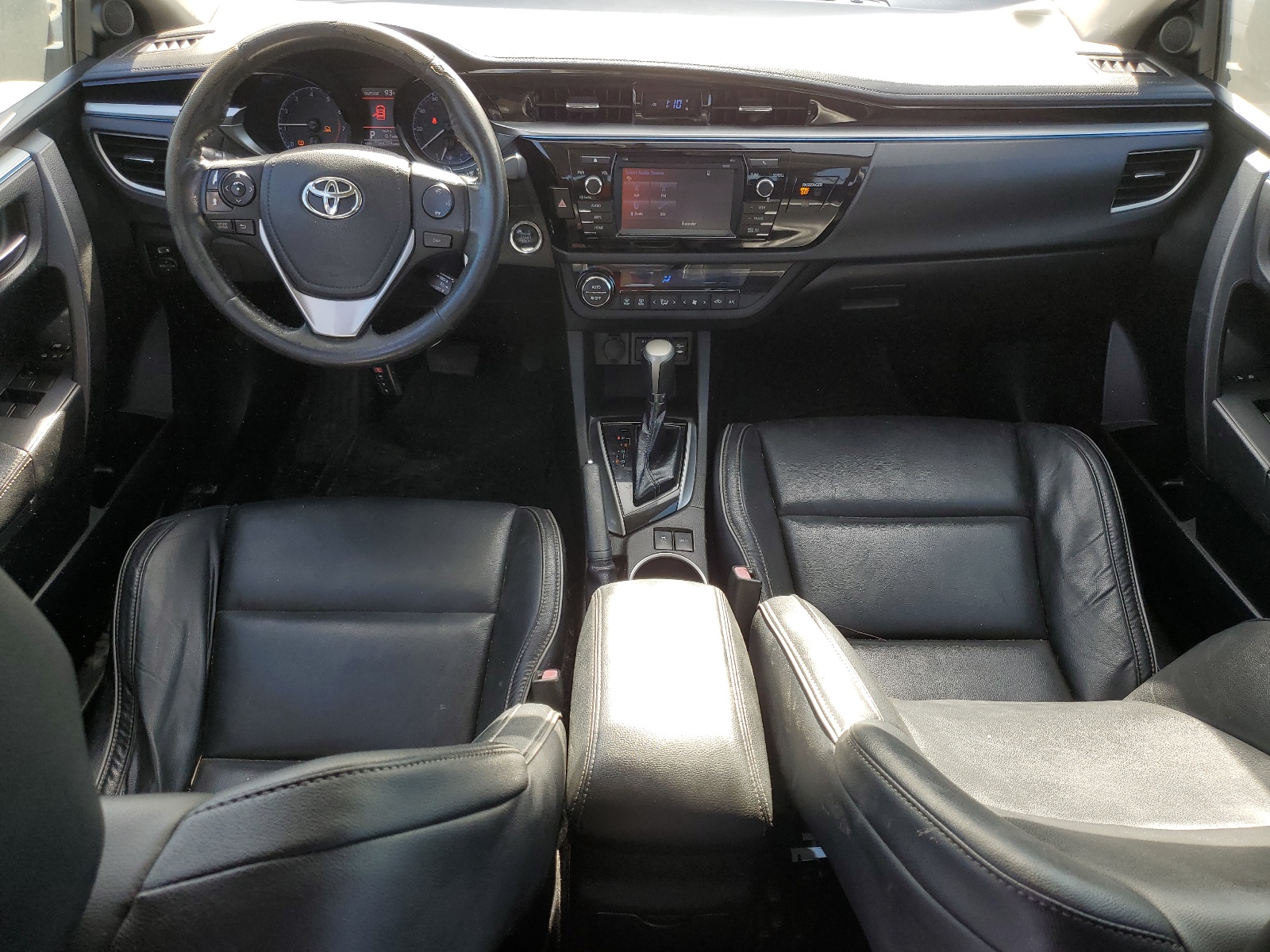 2014 Toyota Corolla L vin: 5YFBURHE6EP052568