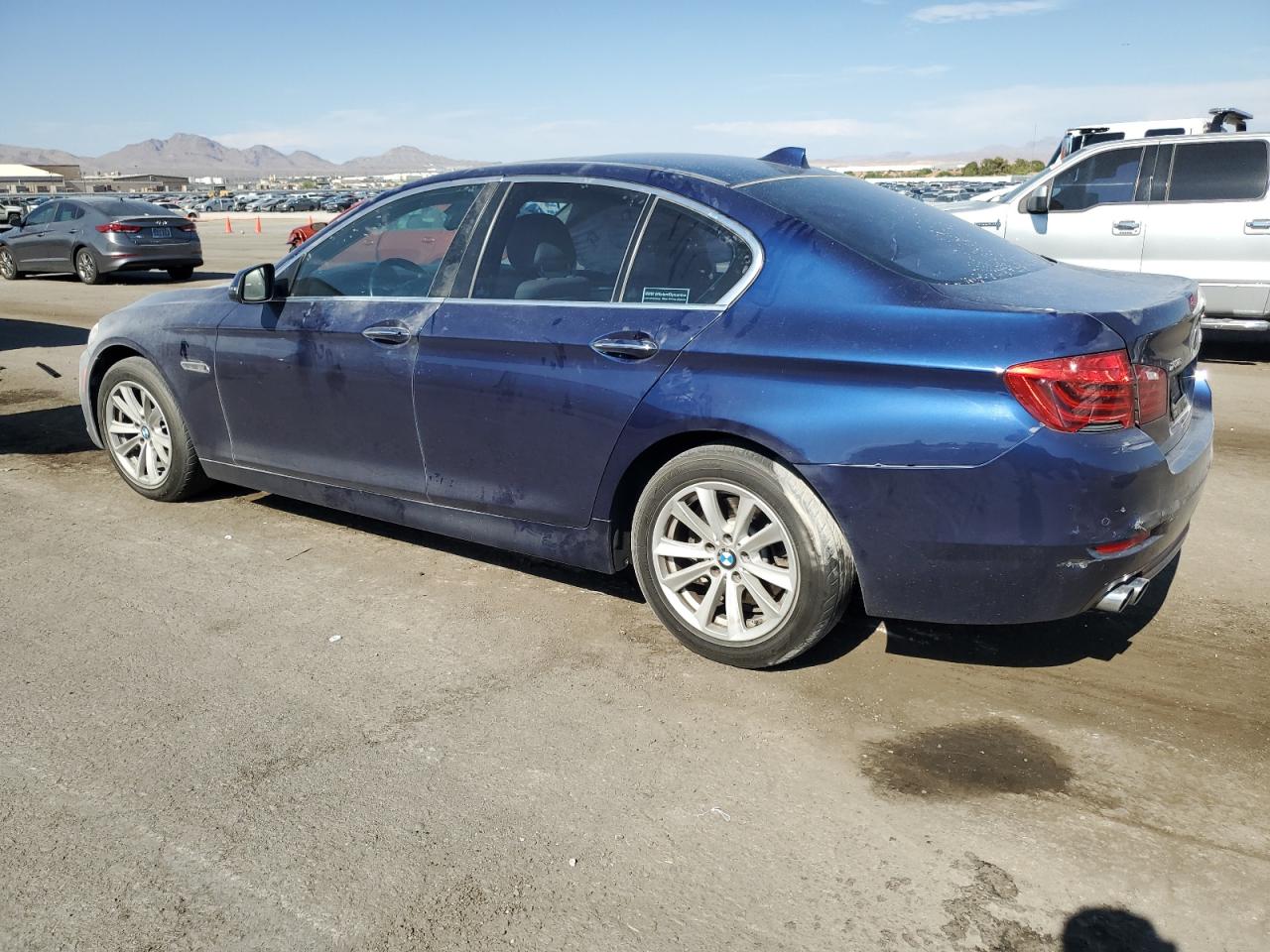 WBA5A7C52FD628496 2015 BMW 5 SERIES - Image 2