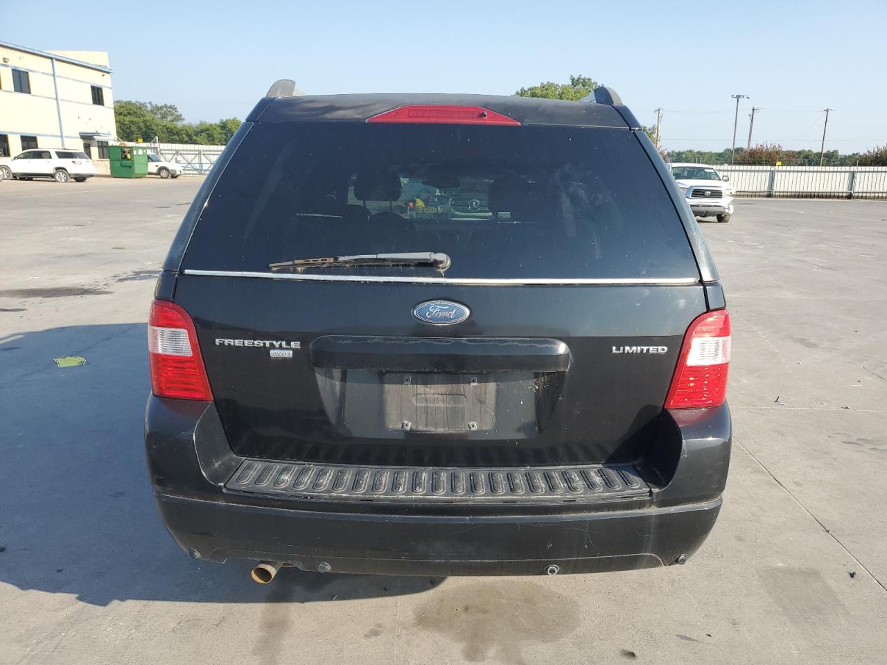 2005 Ford Freestyle Limited VIN: 1FMDK06185GA33690 Lot: 68250514