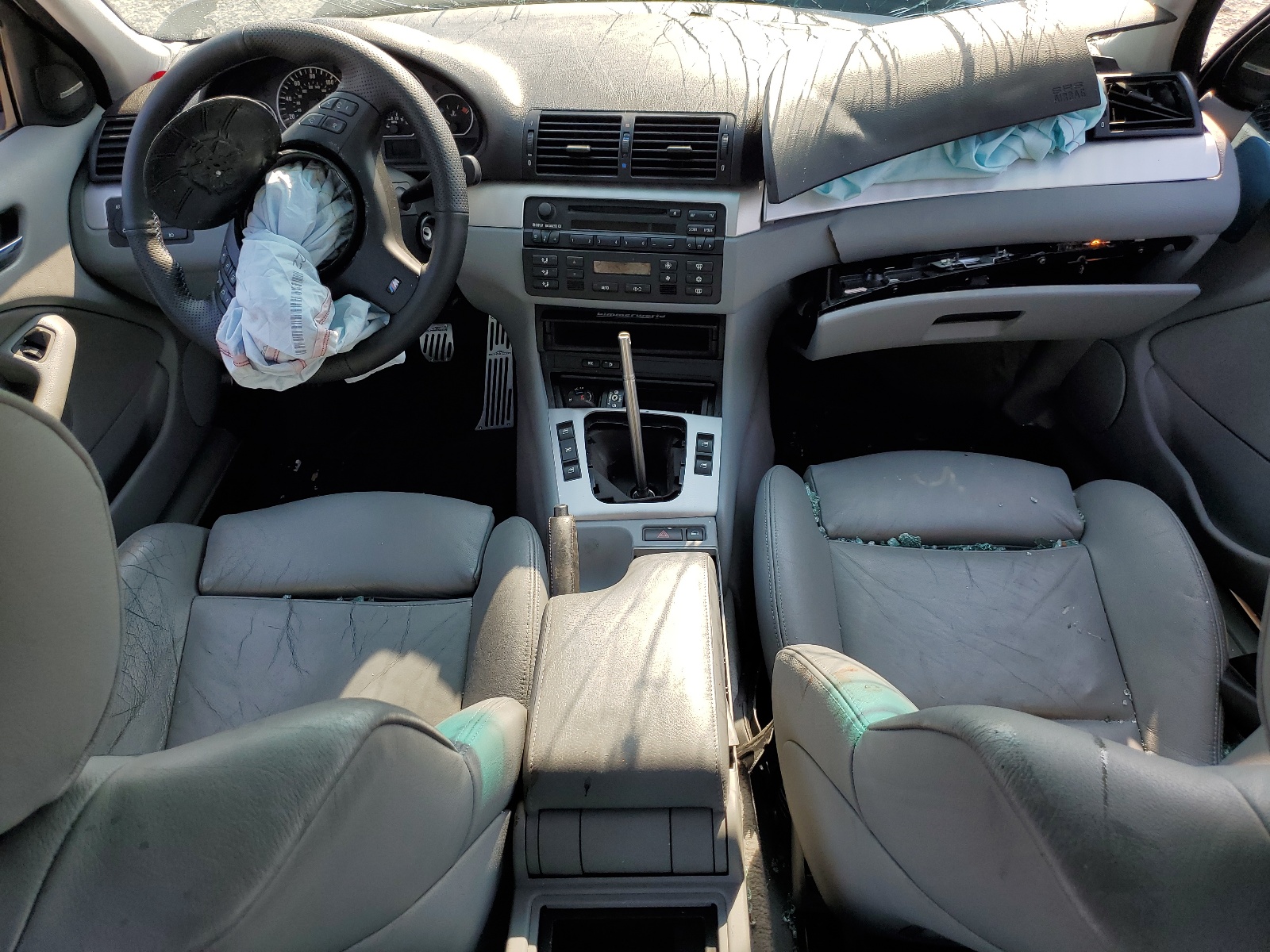 WBAEV53494KM33228 2004 BMW 330 I